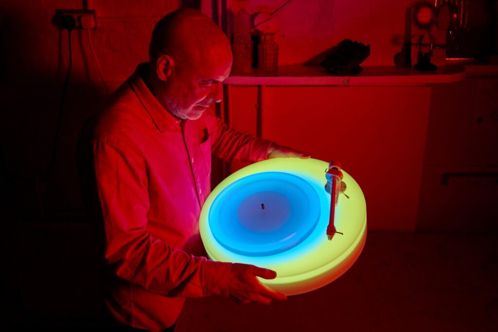 Brian Eno. TURNTABLE II, 2024